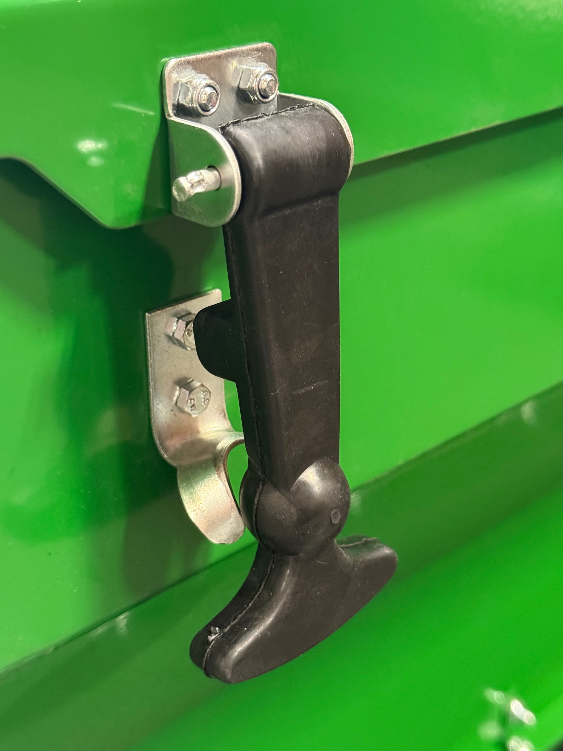 Rubber Latch